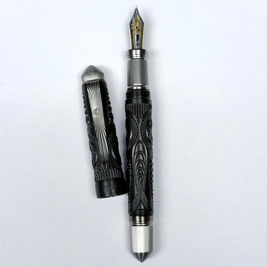 Victorian Zirconium Fountain Pen – 18K Gold Two-Tone Nib