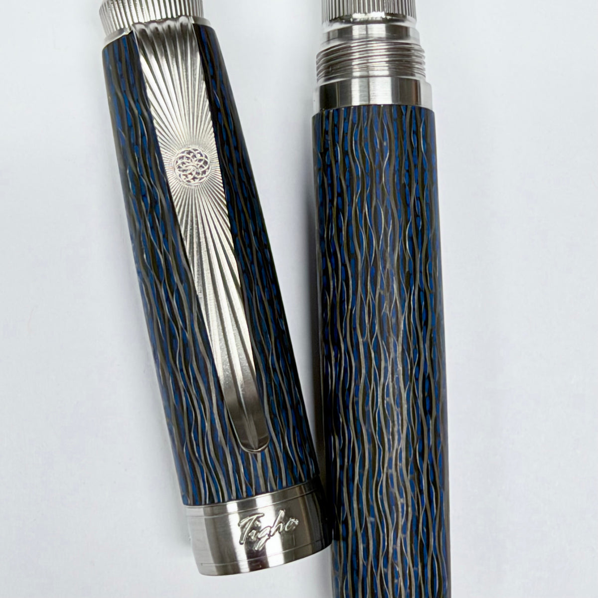 Blue Pinstripe — Blue Fiberglass & Carbon Fiber Pen