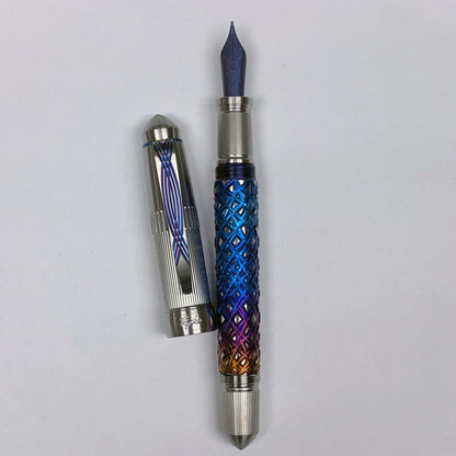 Reticulated Fire Crystal Fountain Pen
