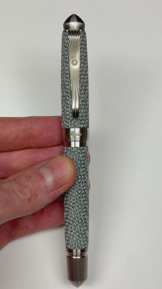 Cracked Ice — White Fiberglass & Carbon Fiber Pen
